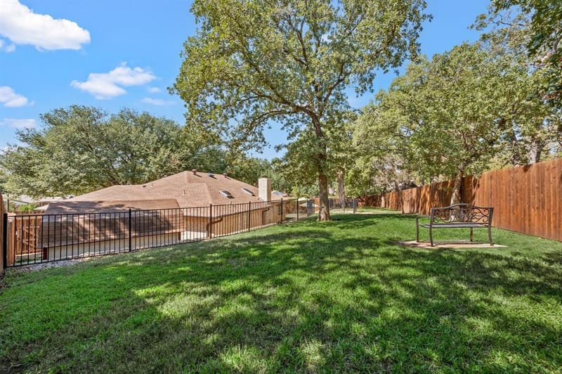 3500 Primrose Lane, Bedford TX 76021 - Photo 12