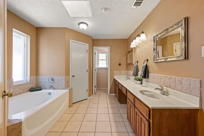 3500 Primrose Lane, Bedford TX 76021 - Photo 24