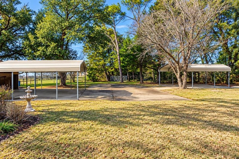 907 N Elm Street, Kemp TX 75143 - Photo 22