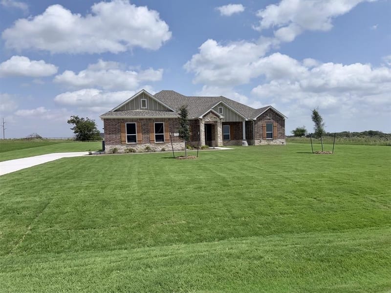 128 Fan Mill Trail, Weatherford TX 76085