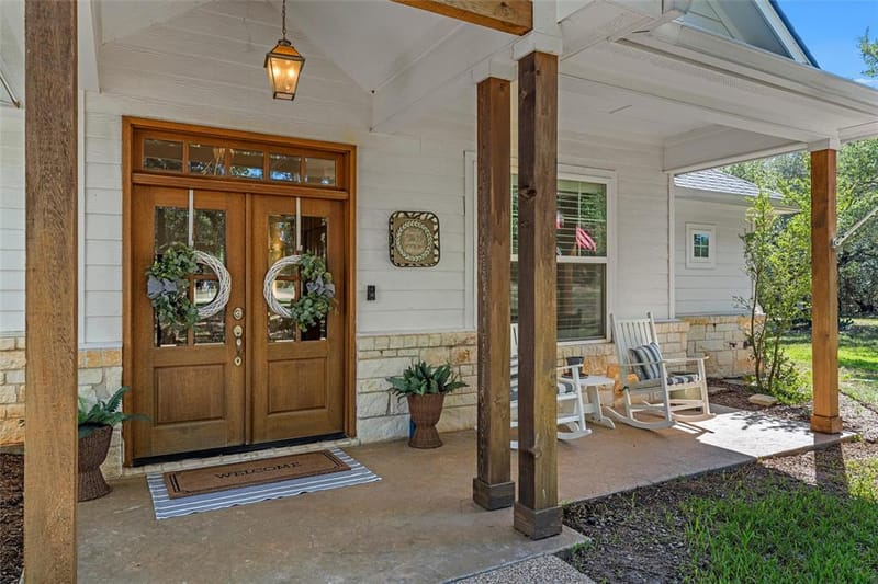 320 Kandus Cove, China Spring TX 76633 - Photo 2