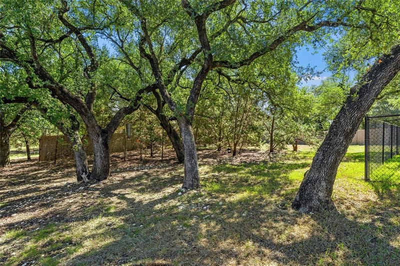320 Kandus Cove, China Spring TX 76633 - Photo 33