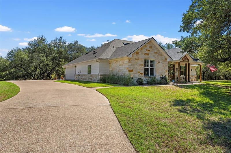 320 Kandus Cove, China Spring TX 76633 - Photo 36