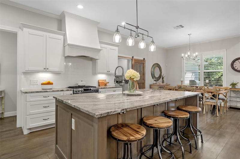 320 Kandus Cove, China Spring TX 76633 - Photo 15