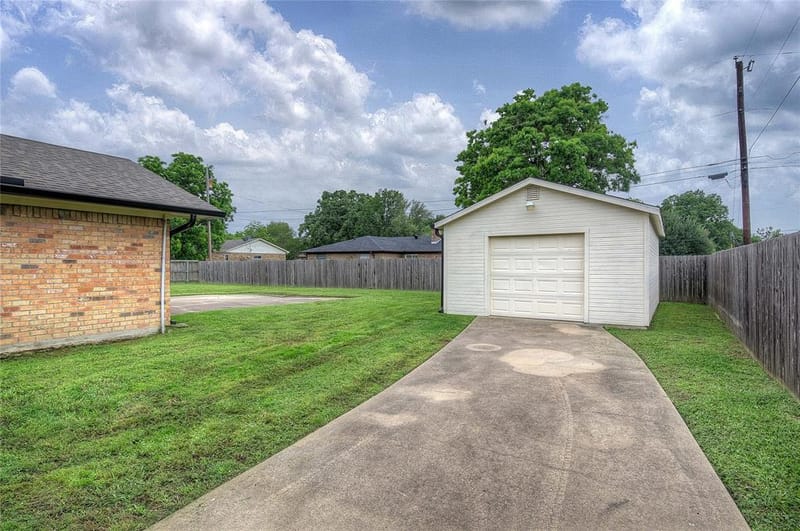 209 Myndi Circle, Sulphur Springs TX 75482 - Photo 2