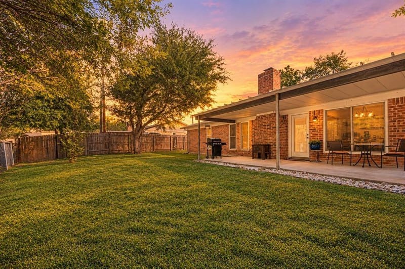 1121 Timbercreek Road, Benbrook TX 76126 - Photo 32