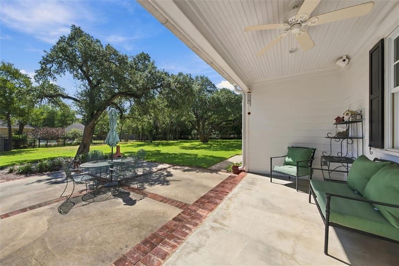 103 Royal Springs Lane, Crawford TX 76638 - Photo 30