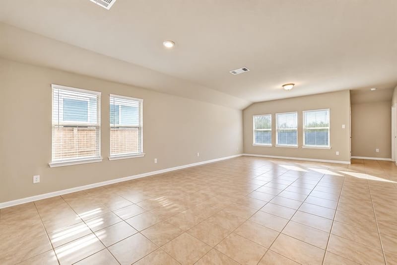 228 Foxhunter Street, Fort Worth TX 76131 - Photo 7