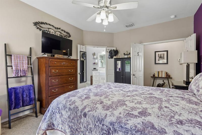 1118 Red Robin Drive, Aubrey TX 76227 - Photo 19