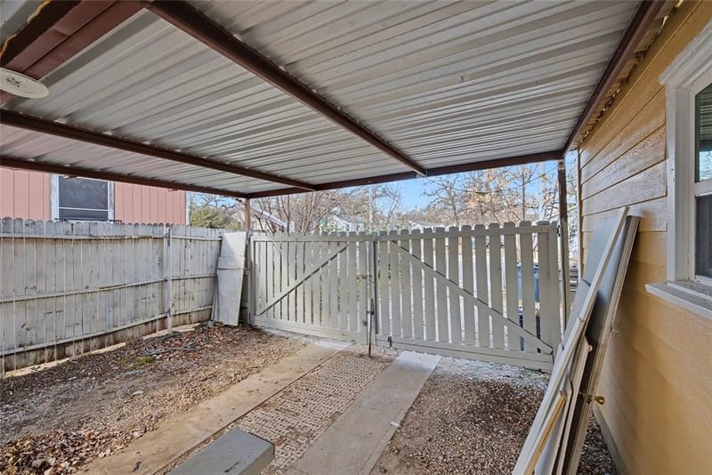 4220 Ramey Avenue, Fort Worth TX 76105 - Photo 22