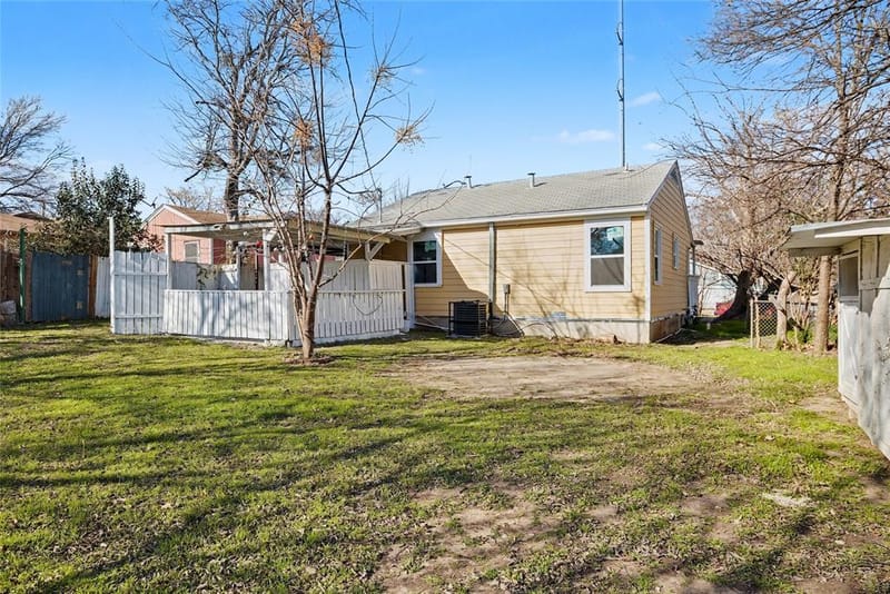 4220 Ramey Avenue, Fort Worth TX 76105 - Photo 30