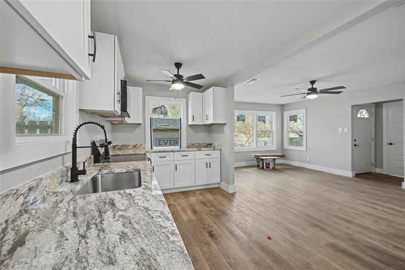 4220 Ramey Avenue, Fort Worth TX 76105 - Photo 15