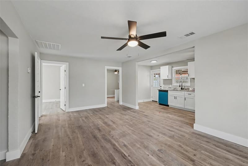 4220 Ramey Avenue, Fort Worth TX 76105 - Photo 11