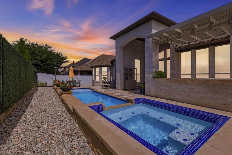 1209 10th Street, Argyle TX 76226