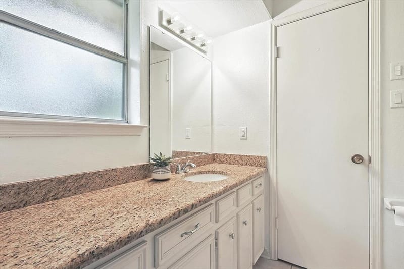 2320 Georgetown Drive, Denton TX 76201 - Photo 6