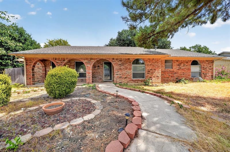 2320 Georgetown Drive, Denton TX 76201
