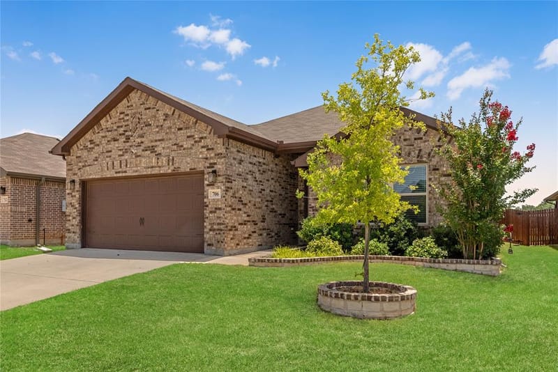 706 Presidio Street, Aubrey TX 76227 - Photo 7