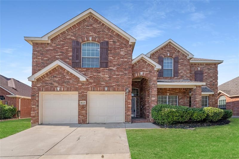 8225 Painted Tree Trail, Fort Worth TX 76131