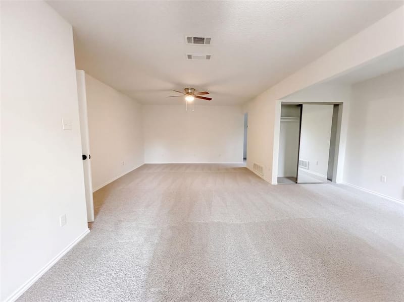 4717 Burning Springs Drive, Arlington TX 76017 - Photo 12