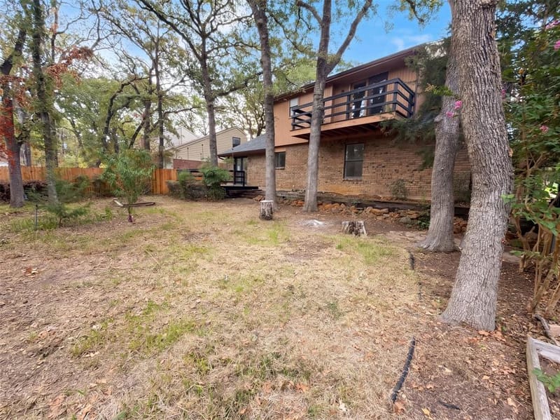 4717 Burning Springs Drive, Arlington TX 76017 - Photo 5
