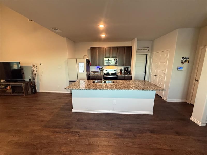 128 Rosings Place, Everman TX 76140 - Photo 7