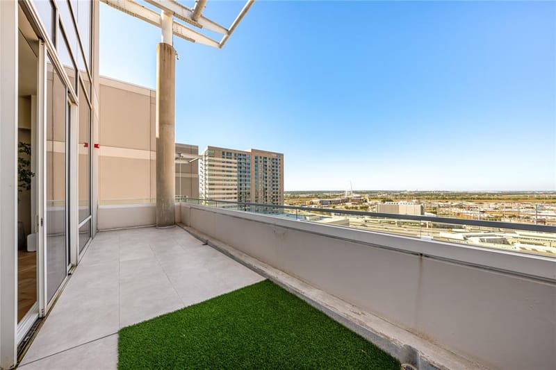 2408 Victory Park Lane # 1442, Dallas TX 75219 - Photo 25