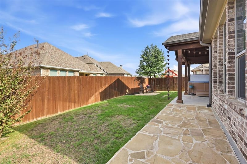 14616 Spitfire Trail, Fort Worth TX 76262 - Photo 30