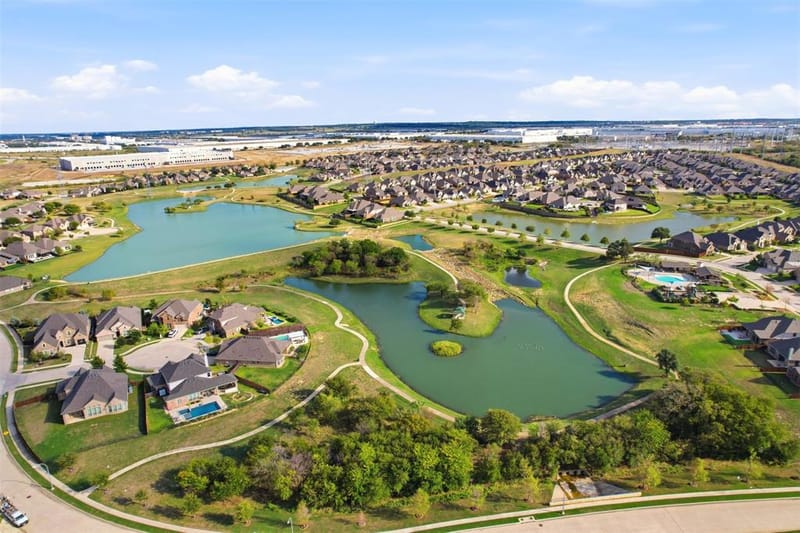 14616 Spitfire Trail, Fort Worth TX 76262 - Photo 34