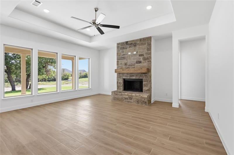 131 Oak Meadow Lane, Weatherford TX 76085 - Photo 4