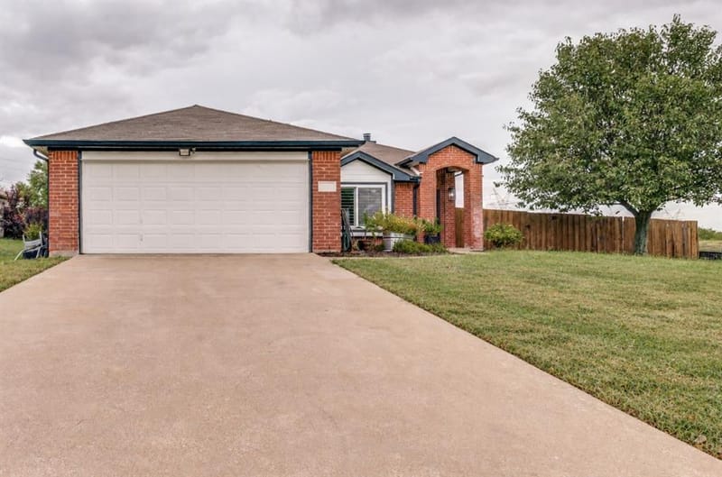 503 Fireside Place, Royse City TX 75189 - Photo 2