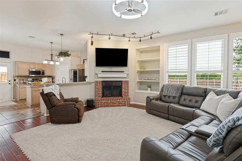 503 Fireside Place, Royse City TX 75189 - Photo 6