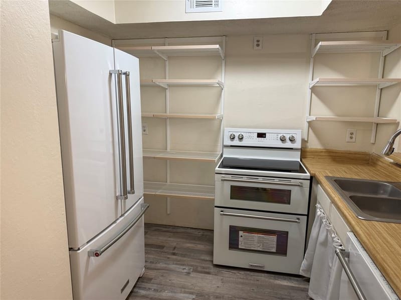 9807 Walnut Street # 107, Dallas TX 75243 - Photo 7