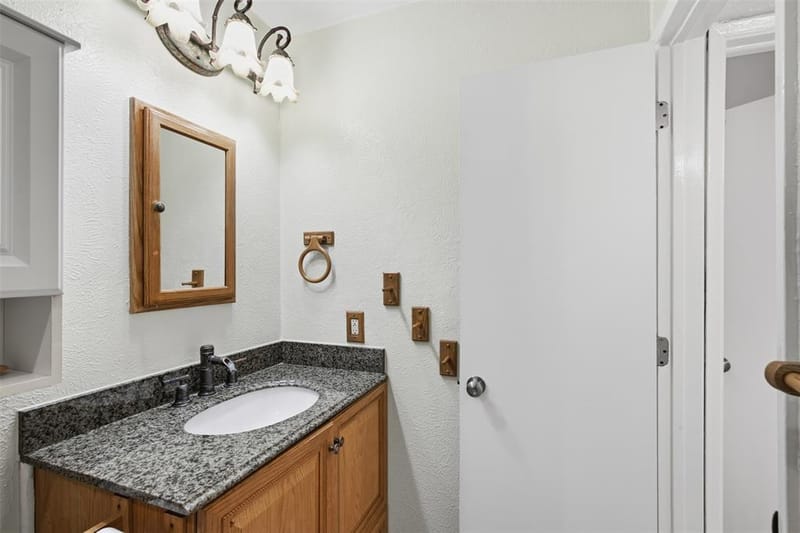 5068 Avery Lane, The Colony TX 75056 - Photo 22