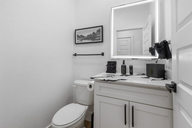 1511 S Barry Avenue, Dallas TX 75223 - Photo 5