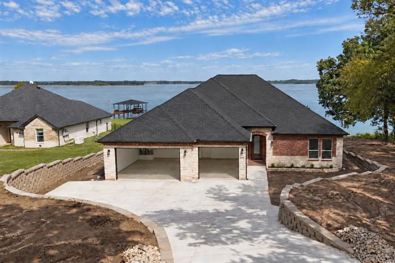 443 Meandering Way, Corsicana TX 75109 - Photo 2