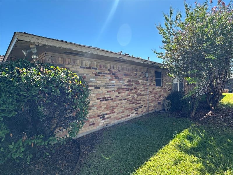 7310 Whispering Pines Drive, Dallas TX 75248 - Photo 30
