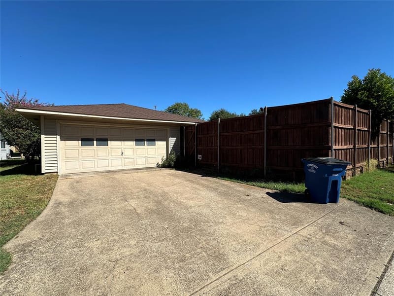 7310 Whispering Pines Drive, Dallas TX 75248 - Photo 33
