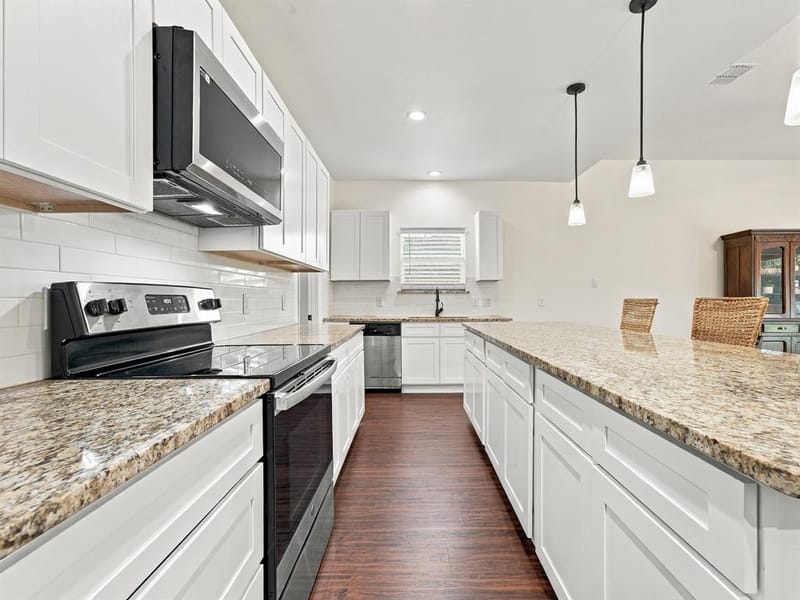 706 Port O Call Drive, Runaway Bay TX 76426 - Photo 14