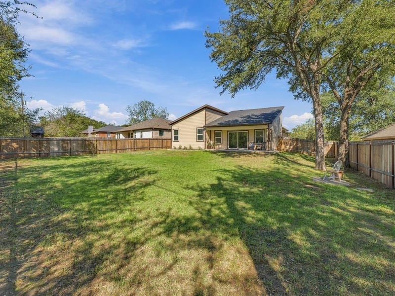 706 Port O Call Drive, Runaway Bay TX 76426 - Photo 35
