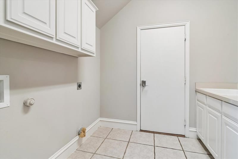 8323 Albritton Drive, Frisco TX 75036 - Photo 36