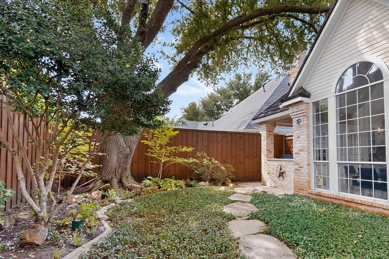 4536 Briar Oaks Circle, Dallas TX 75287 - Photo 37