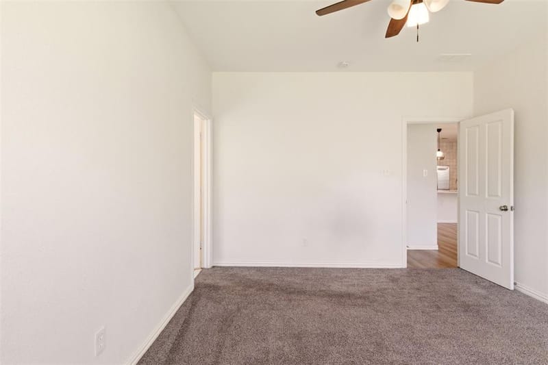 2201 Willow Creek Drive, Little Elm TX 75068 - Photo 10