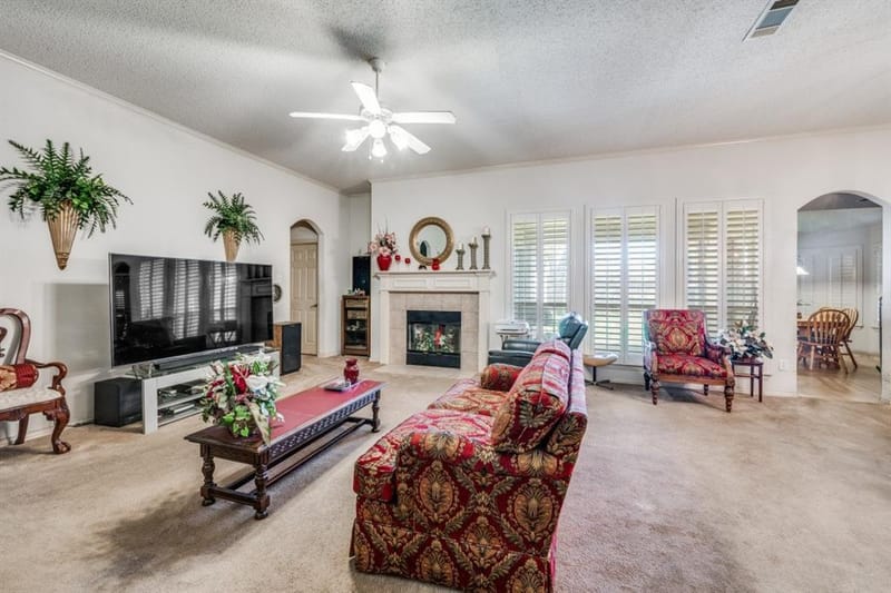 1606 Cancun Drive, Mansfield TX 76063 - Photo 4