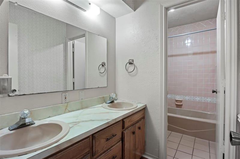 500 Sunflower Street, Red Oak TX 75154 - Photo 5