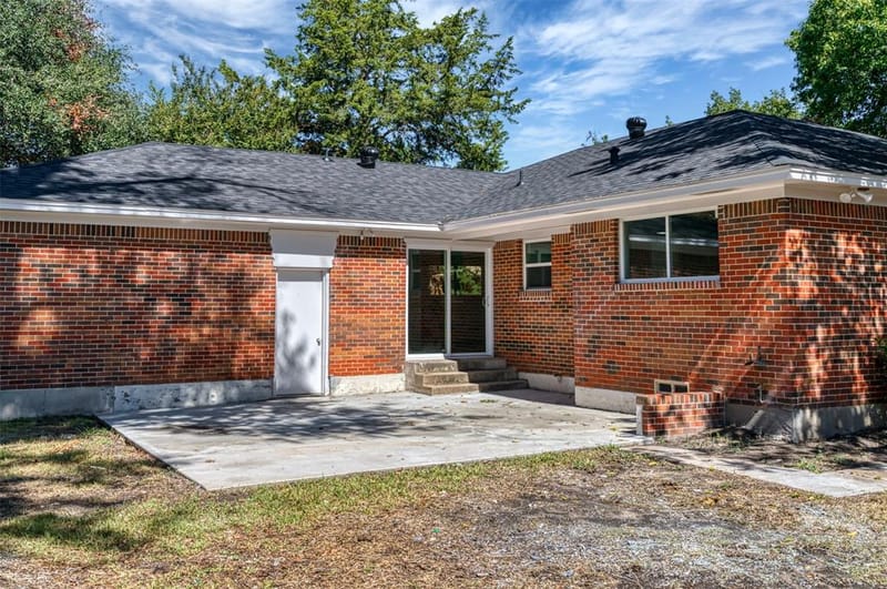 1522 Gillette Circle, Dallas TX 75217 - Photo 29