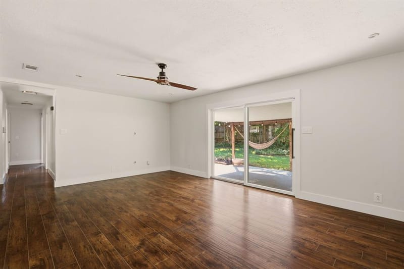 1512 Wilshire Boulevard, Arlington TX 76012 - Photo 10