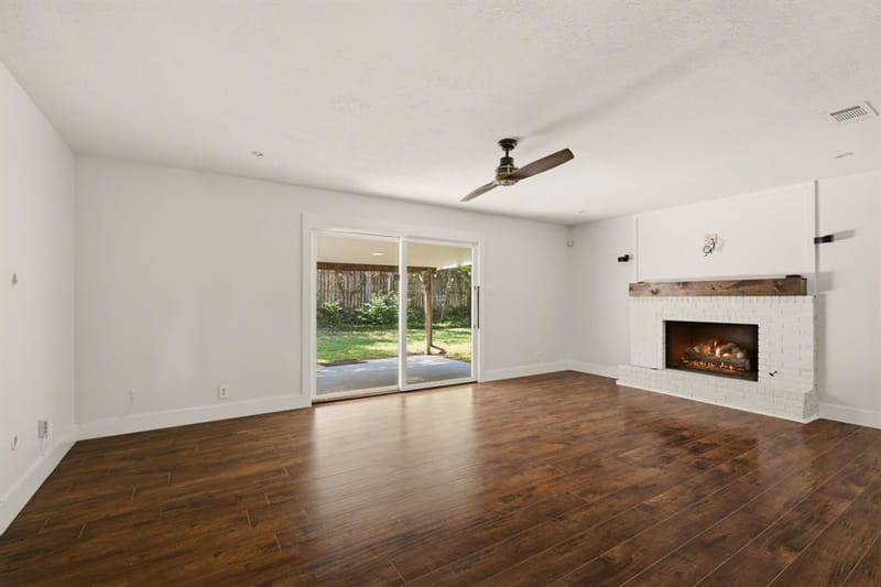 1512 Wilshire Boulevard, Arlington TX 76012 - Photo 8