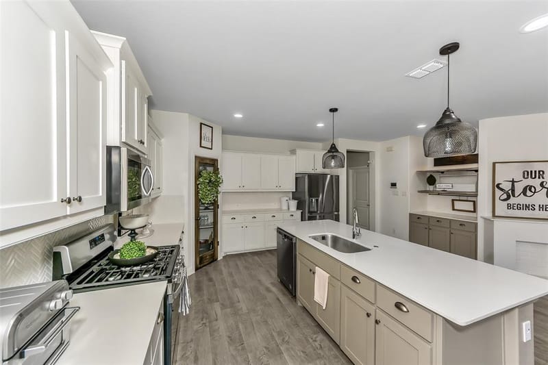 232 Drumcliffe Drive, Fort Worth TX 76052 - Photo 6
