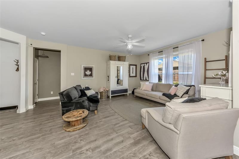 232 Drumcliffe Drive, Fort Worth TX 76052 - Photo 9