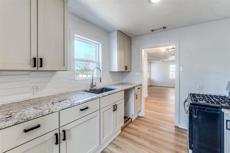 3455 Kellogg Avenue, Dallas TX 75216 - Photo 10